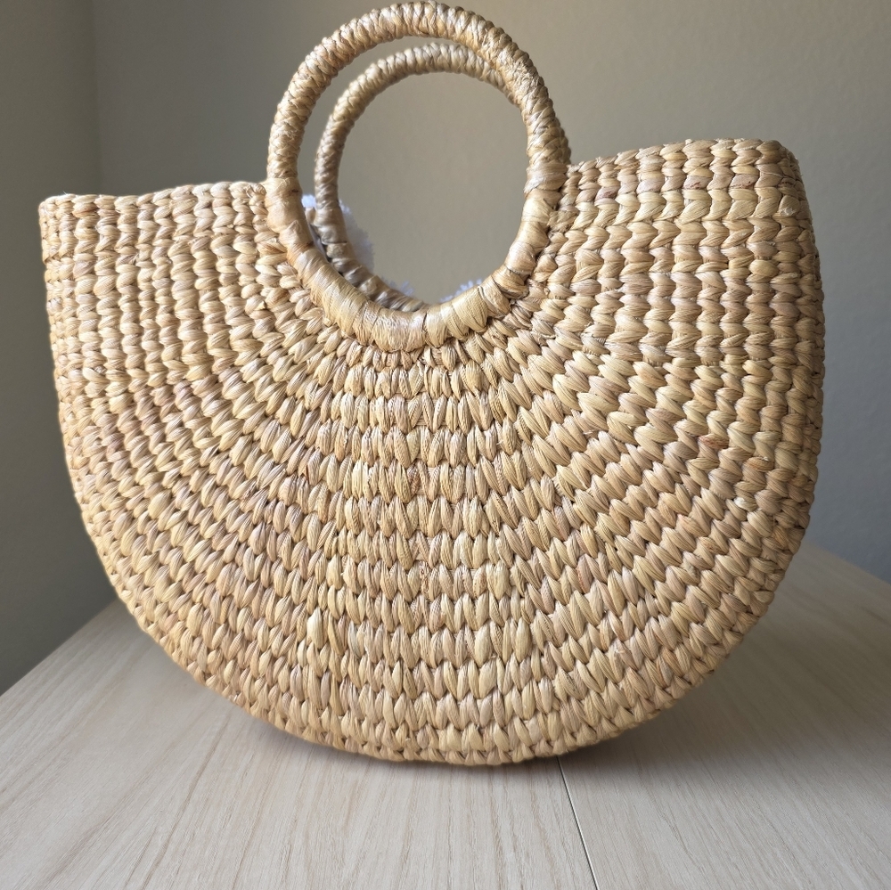 Sea And Grass Camryn White Pom Pom Bag - Picture 2 of 10